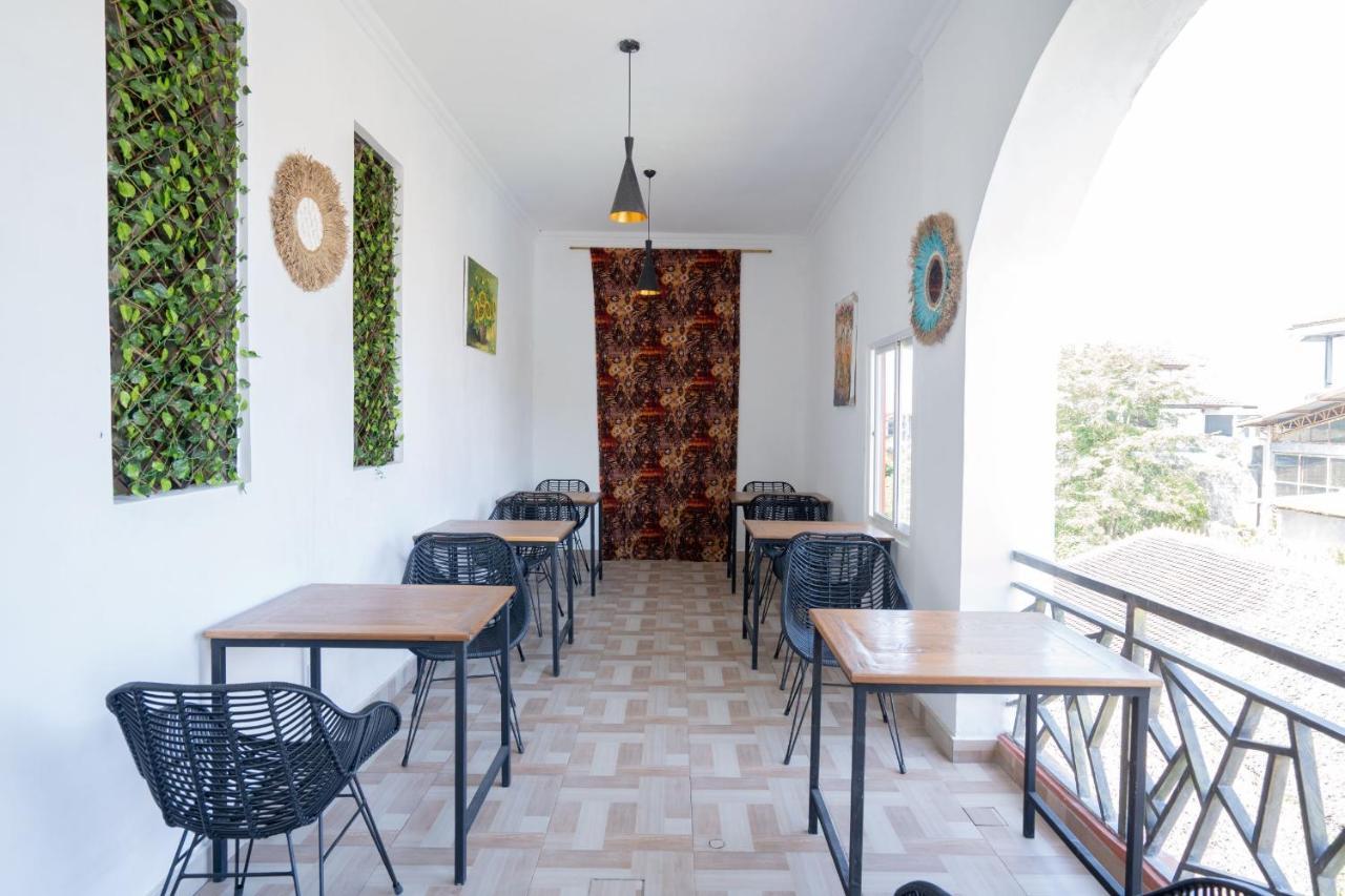 Oki Taru Residence كوتا المظهر الخارجي الصورة